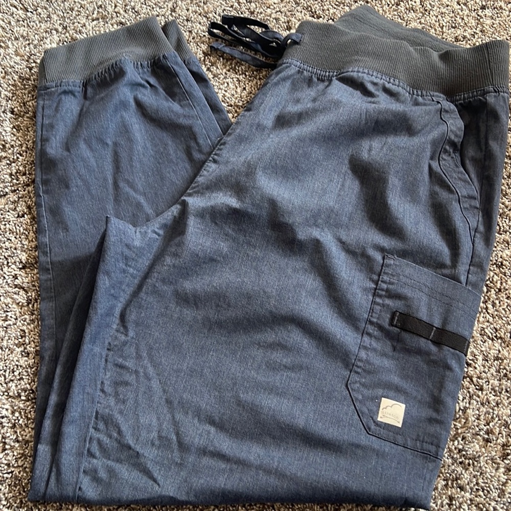 Scrubs/joggers